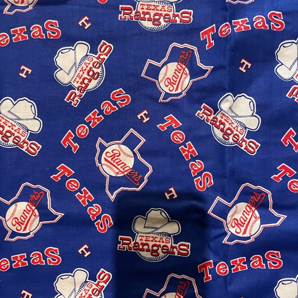 Texas Rangers Barbeque Apron - Picture 2 of 3